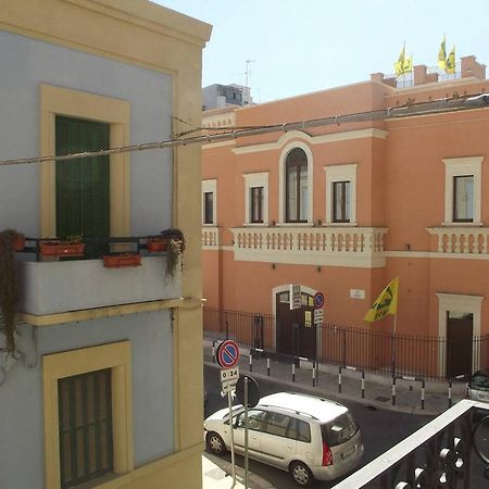 דירות A Due Passi Dal Centro - Bari Policlinico מראה חיצוני תמונה